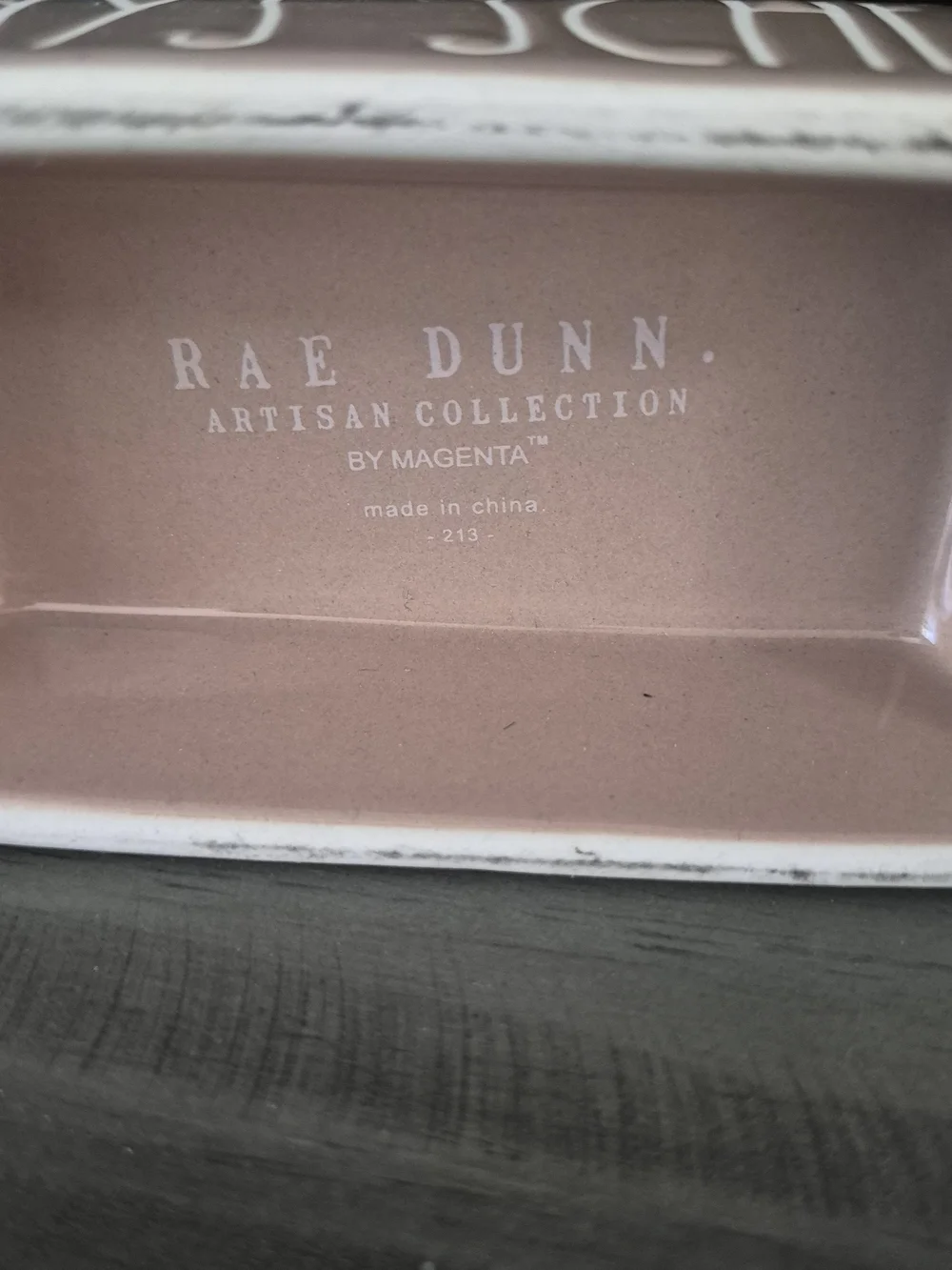 Rae DUNN 